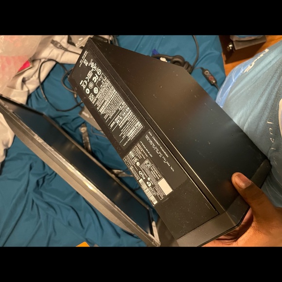 Computer n desktop - Picture 4 of 5